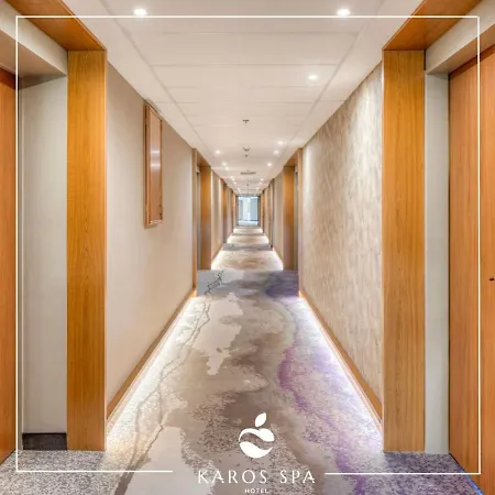Karos Hotel