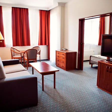 Hotel Karos